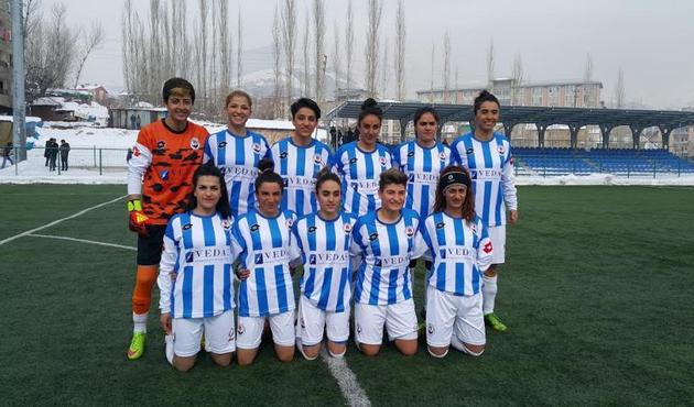 VEDAŞ'tan genç sporculara destek