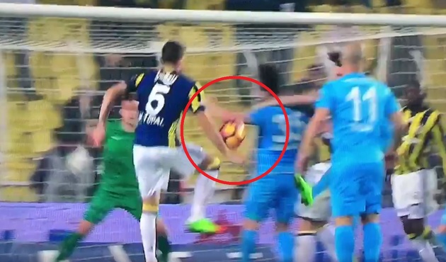 Mehmet Topal'ın bu golü çok tartışılacak!