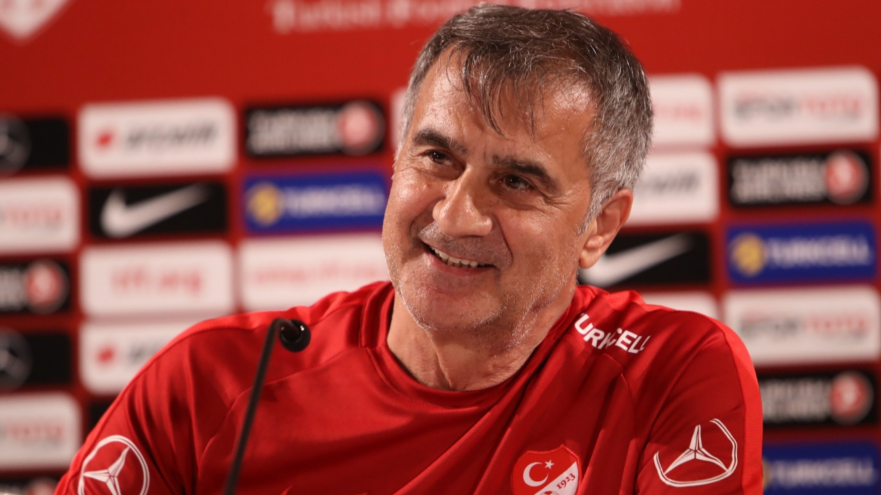 Şenol Güneş'ten 2022 Dünya Kupası Mesajı