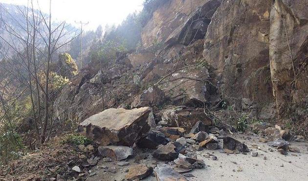 Rize'de heyelan meydana geldi