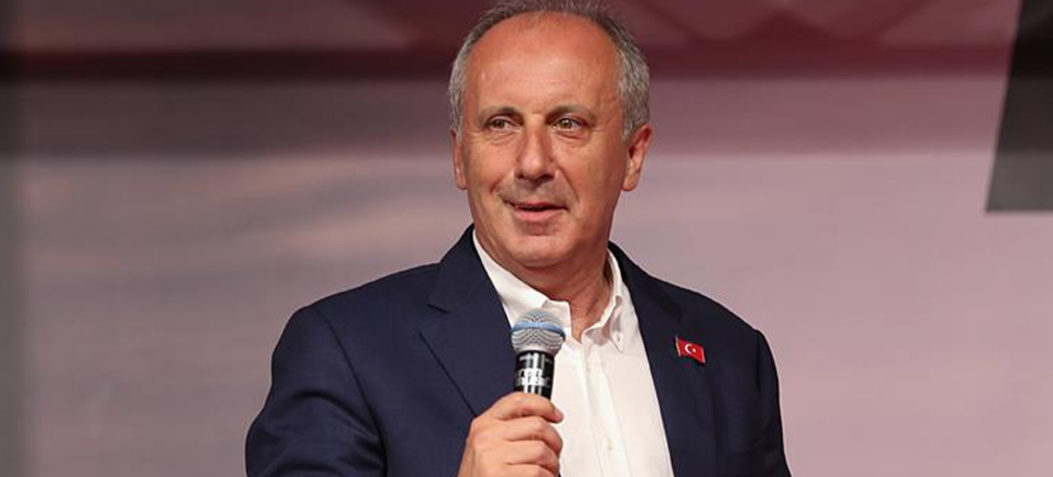 Irkçılık yapıp ırkçılığa karşı tweet atan İnce!