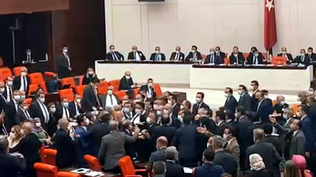 CHP'li Tanrıkulu ortalığı karıştırdı