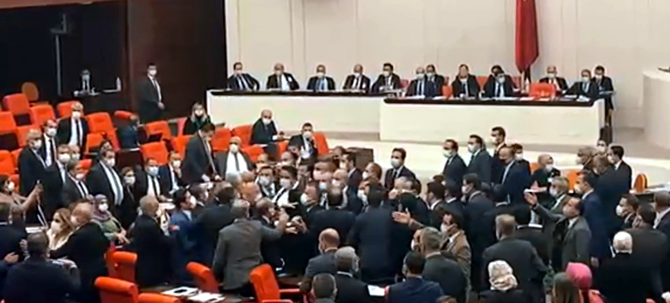 CHP'li Tanrıkulu ortalığı karıştırdı
