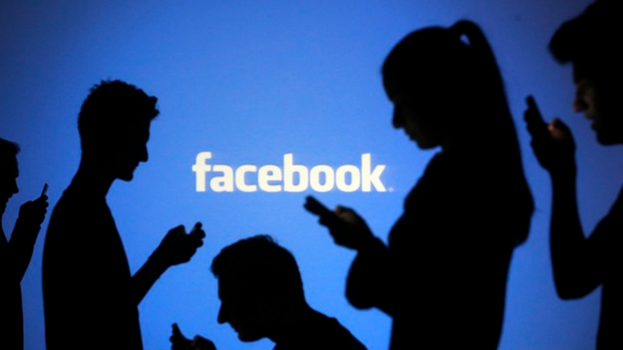 ABD'den Facebook'a iki dava