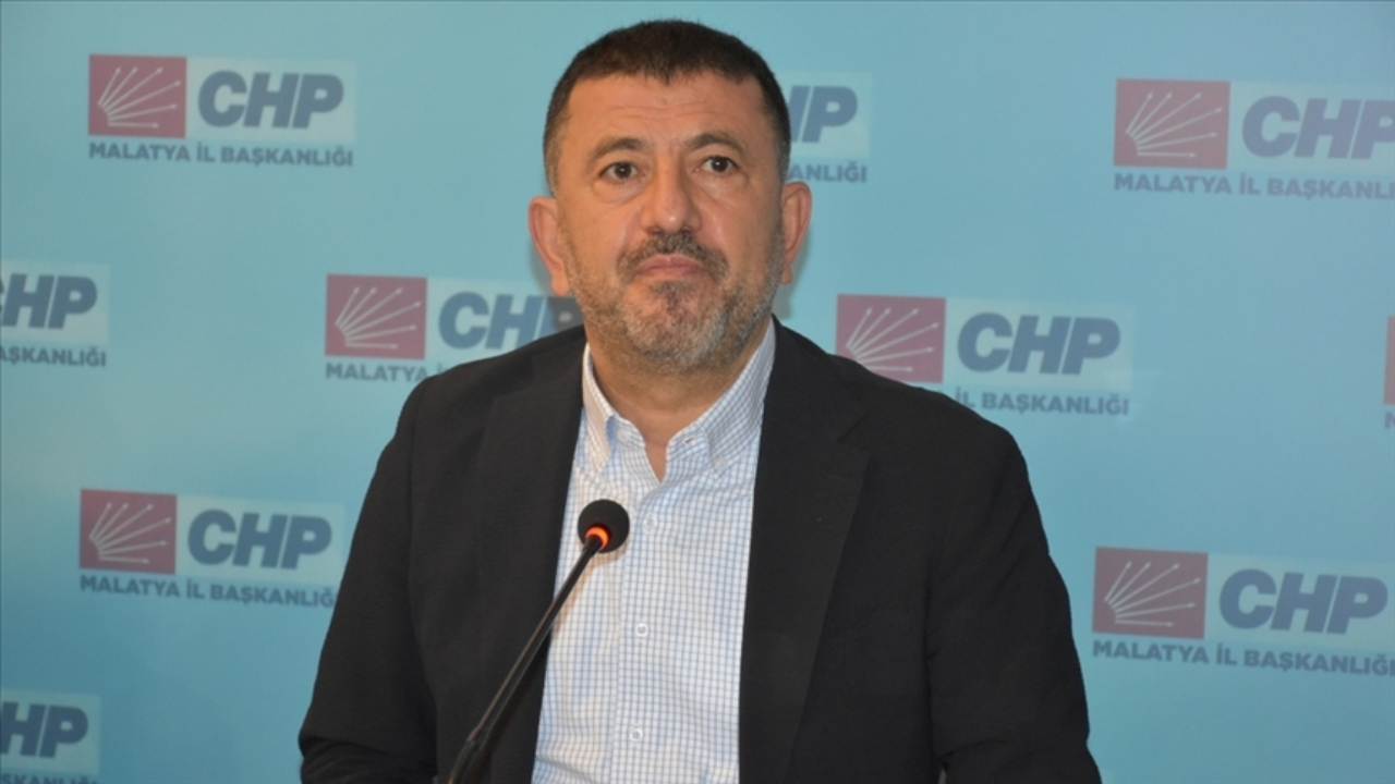 Veli Ağbaba hastaneye kaldırıldı