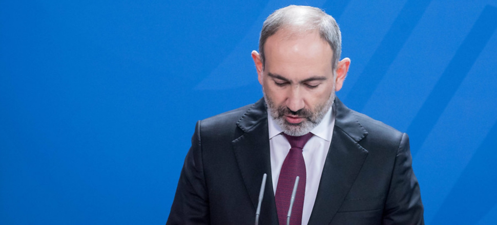 Ermenistan'da istifa yok, 3 gün yas var