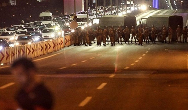 Düğmeye 19:58'de basıldı! Darbe girişimi böyle başladı