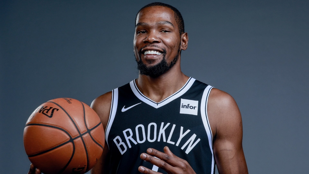 Kevin Durant, 552 gün sonra sahaya çıktı