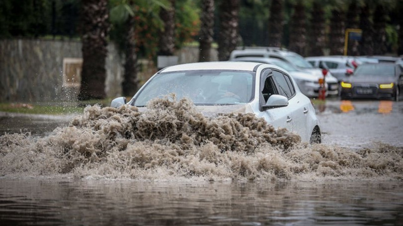 Meteoroloji açıkladı! 2 il için sel uyarısı