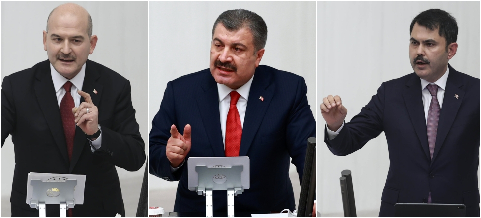 Fahrettin Koca kürsüye çıkıp 'Gözlerine bakmak istiyorum' dedi