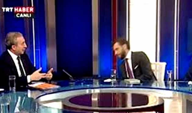 Mehdi Eker'in katıldığı programda gazeteci Abdülkadir Ünal bayıldı VİDEO