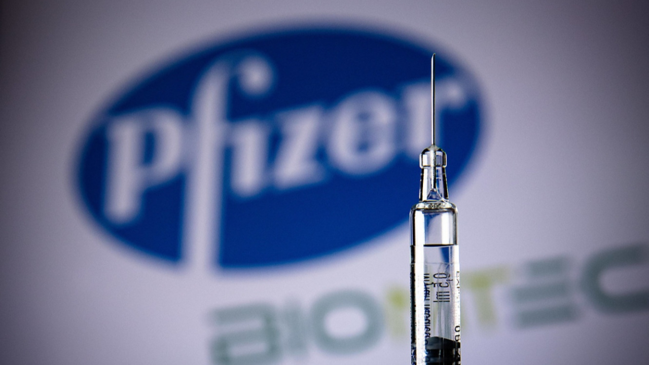 Pfizer CEO'su kendi aşısını yaptırmadı