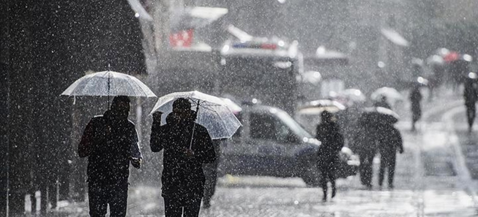 Meteoroloji'den uyarı: Kuzey ve güneyde sağanak, doğuda kar var