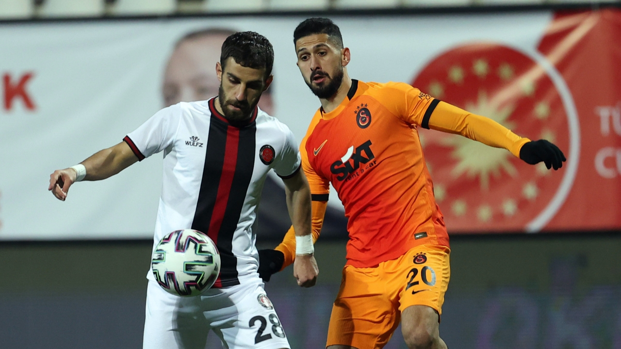 Emre Akbaba Karagümrük maçında korkuttu