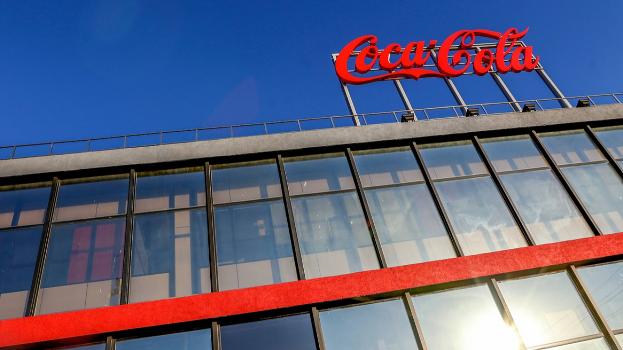 Coca-Cola, 2 bin işçiyi kovuyor
