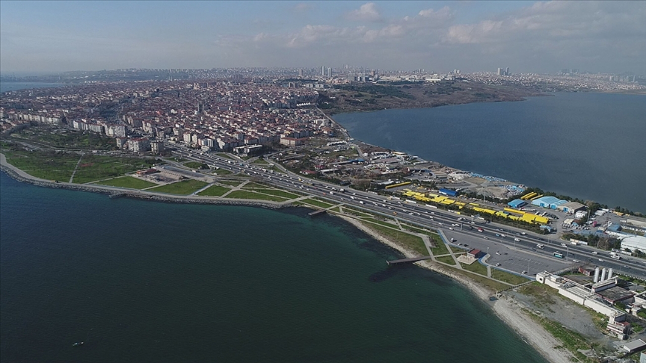 İçişleri 'Kanal İstanbul afişi' incelemesini tamamladı