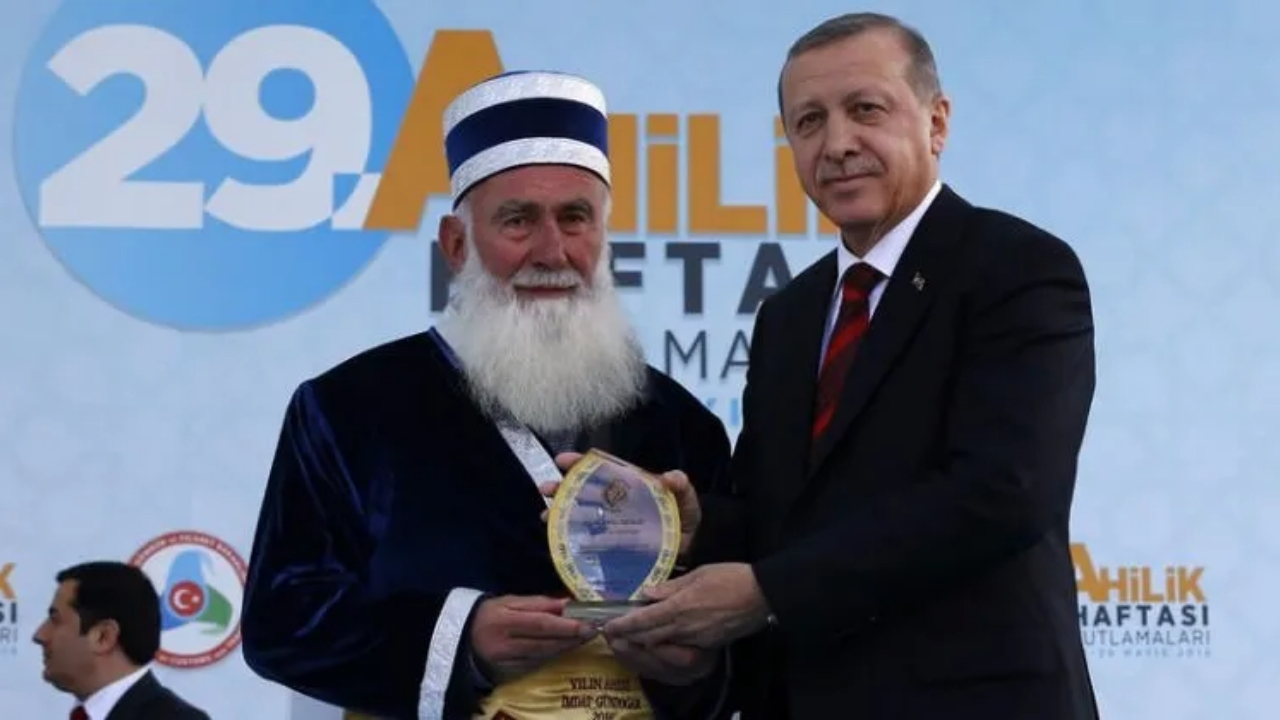 'İmdat Hoca' olarak tanınan Hafız İmdat Gündoğar vefat etti