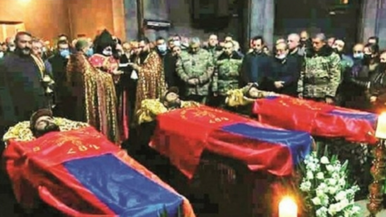 Ermenistan'dan PKK'lılara ayinli veda