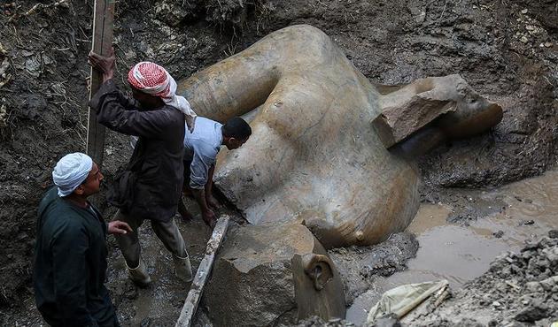 2. Ramses'e ait olduğu tahmin edilen heykel bulundu