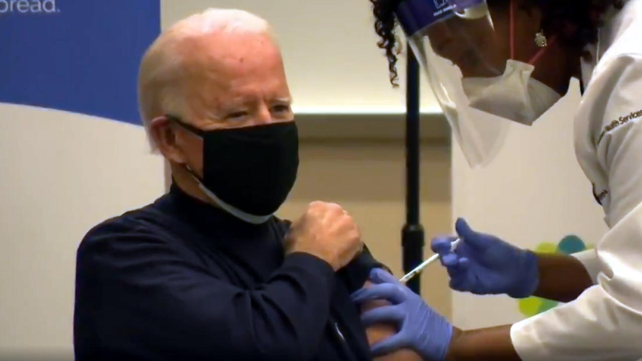 ABD başkanı seçilen Joe Biden kovid aşısı oldu