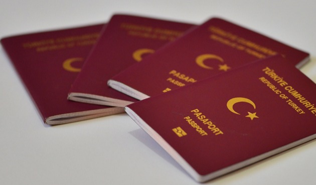 Türk diplomatlardan İsviçre'ye iltica talebi! Aralarında o isim de var...