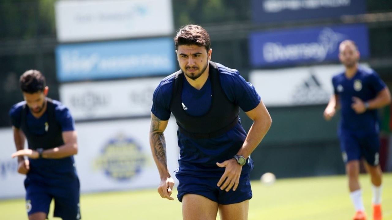 Fenerbahçe'de Ozan Tufan'ın test sonucu pozitif çıktı!