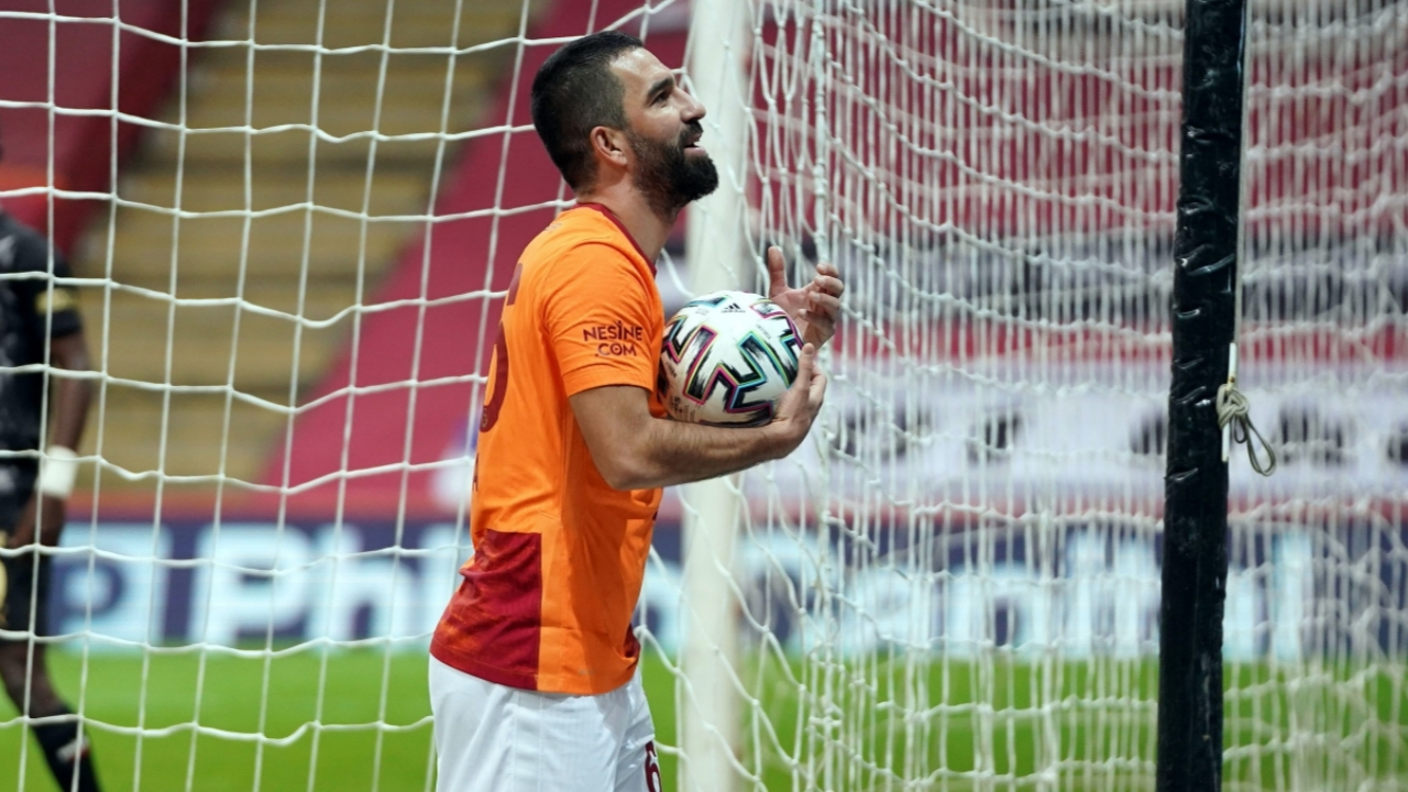 Arda Turan: Fatih Terim Galatasaray'ın ta kendisidir