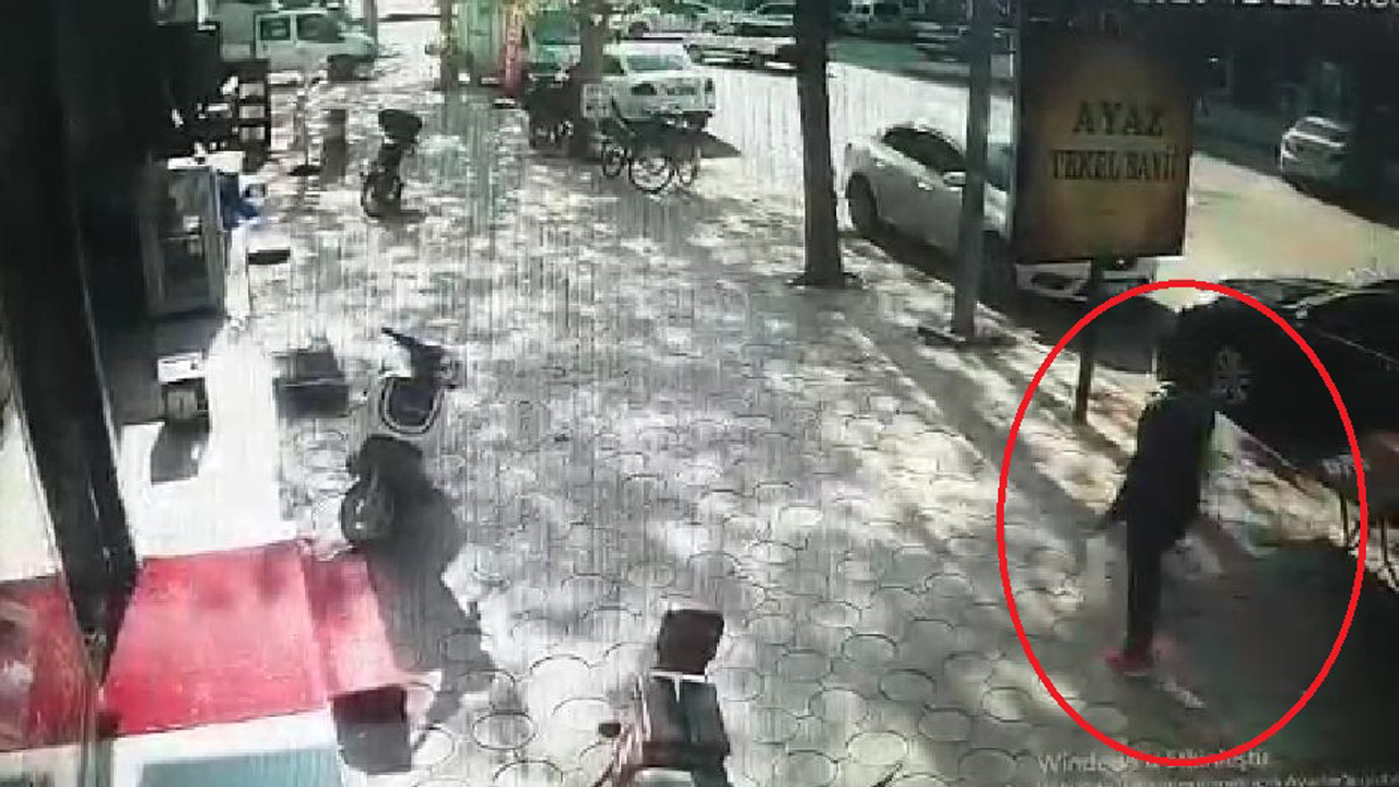 Kaldırımda yürürken cebindeki 800 lirayı düşürdü