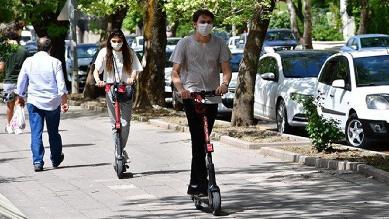 Elektrikli scooter kullanımına düzenleme