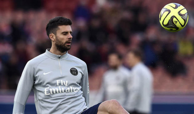 Motta hezimeti protesto eden PSG taraftarını ezdi!