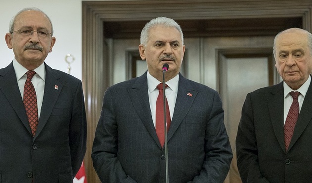 İşte hepsine darbeyi haber veren isim!