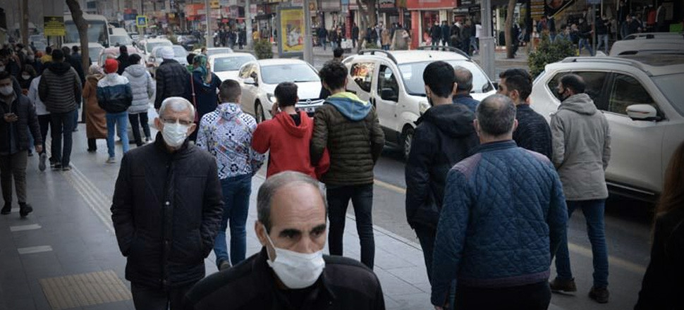 Diyarbakır'da kısıtlamanın ardından korkutan yoğunluk!