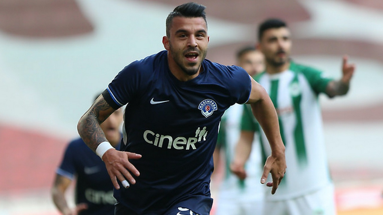 Galatasaray Aytaç Kara'yı transfer ediyor