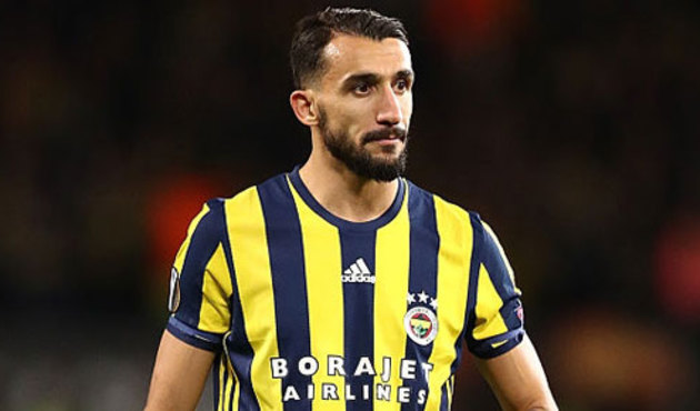 Mehmet Topal'a "Elle gol attın" diye sataştılar!