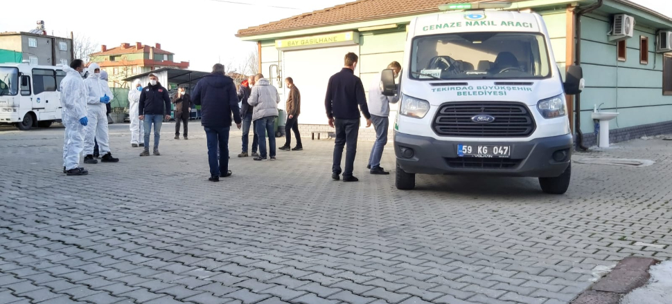 Koronadan ölen kişinin cenazesi karıştı!