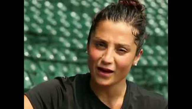 Dünya Afgan kızı Nadia Nadim'i konuşuyor