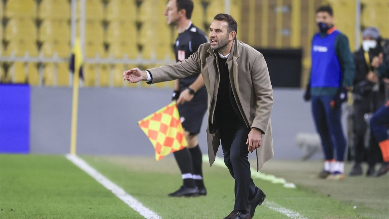 Okan Buruk'a 5, İrfan Can'a 1 maç ceza...