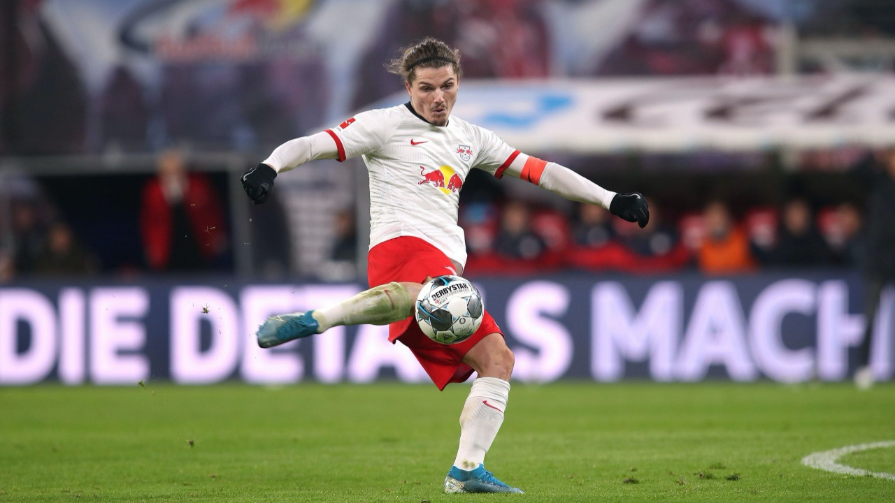 Tottenham ile Arsenal'in Marcel Sabitzer kapışması