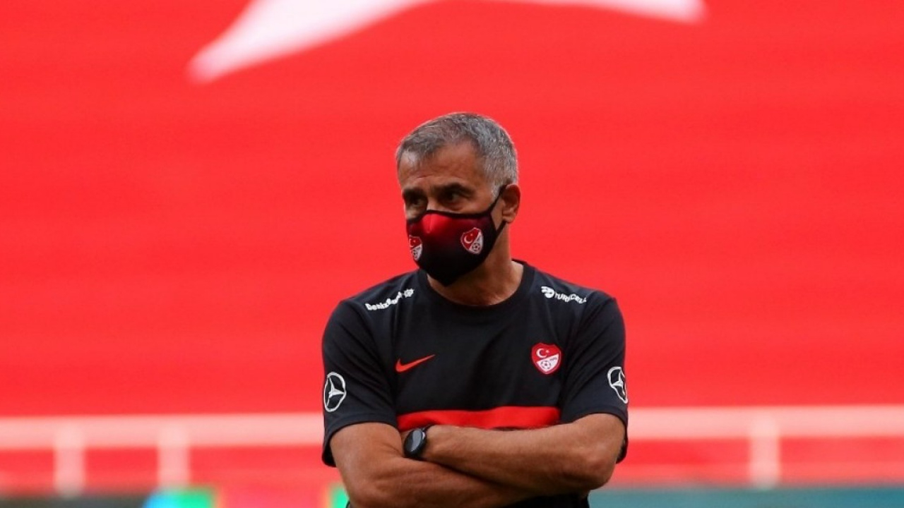 Şenol Güneş: Kötülükleri şutlayın, iyiliklere kucak açın