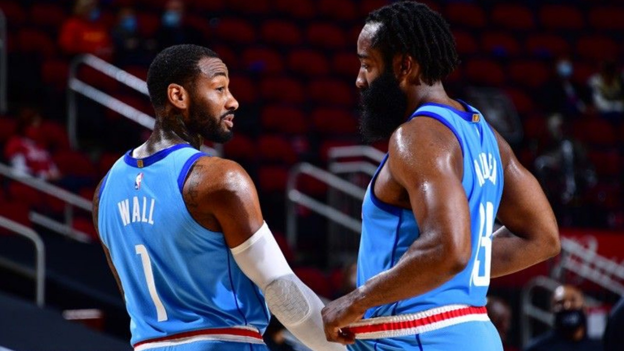 John Wall 2 yıl sonra parkelere döndü