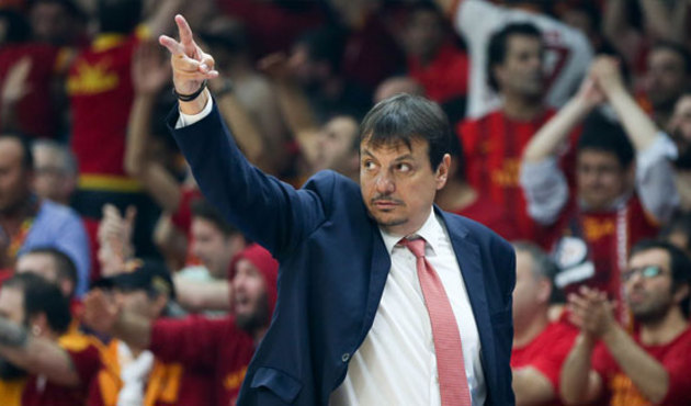 Ergin Ataman da Hollanda'yı kınadı!