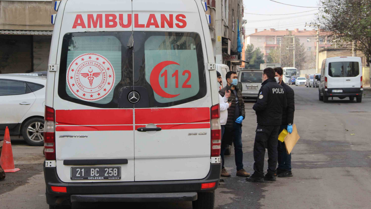 Eşi eve kuma getirince ortalık karıştı