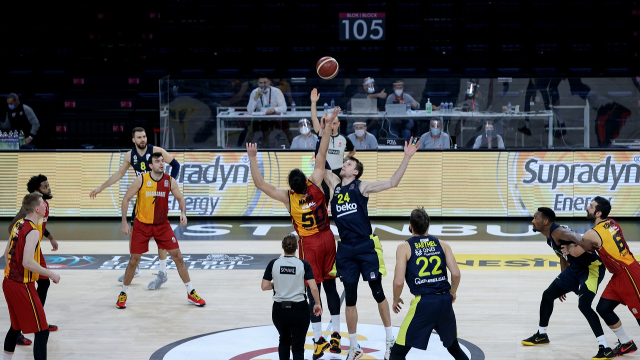 Fenerbahçe Beko'dan derbide Galatasaray'a 14 sayı fark