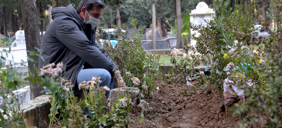Anne, baba ve 2 ablasını peş peşe kaybetti