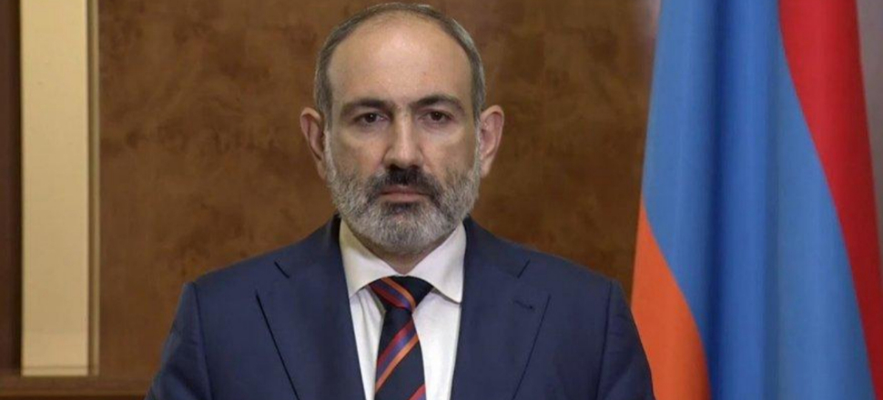 Ermenistan Başbakanı Paşinyan alay konusu oldu