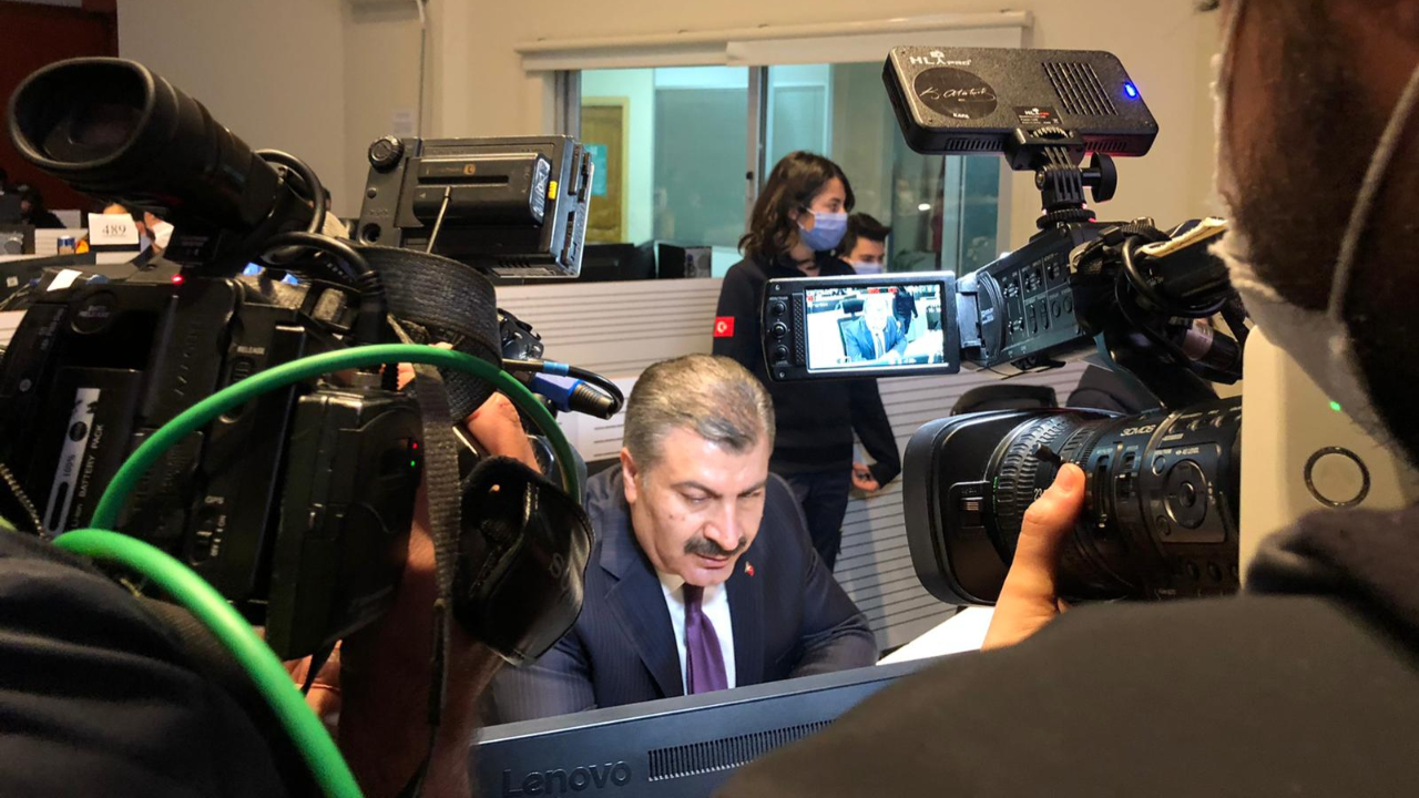 Bakan Koca: Umarım 2021 yılı salgını bitirdiğimiz yıl olur