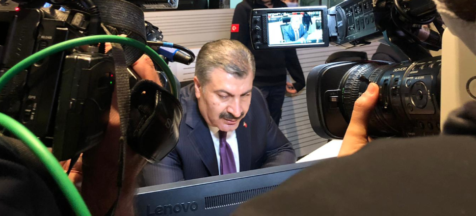 Bakan Koca: Umarım 2021 yılı salgını bitirdiğimiz yıl olur