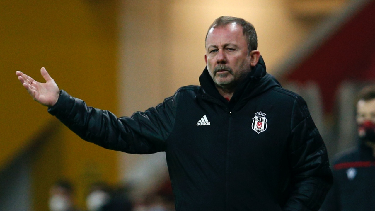Sergen Yalçın: Beşiktaş'ın lider olmasıyla övünecek durumda değiliz