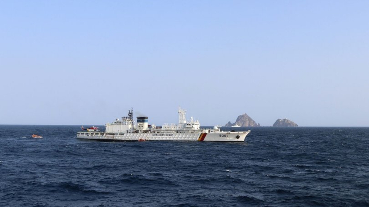İran, Güney Kore'nin tankerine el koydu