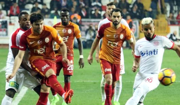 Antalyaspor'dan Beşiktaş'a ayrı, Galatasaray'a ayrı tarife!